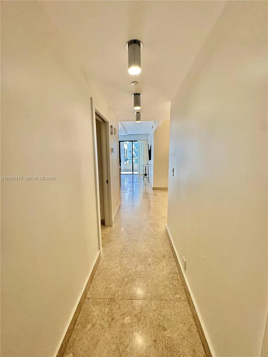 201 Crandon Boulevard #605