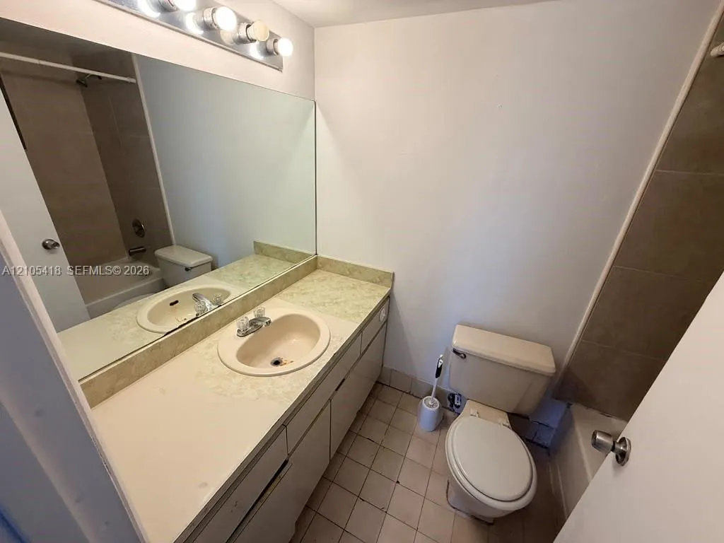 2745 W 61st Place #204