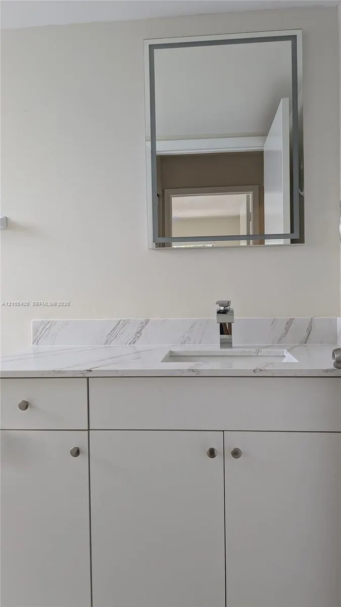 142 SW 18th Avenue #24