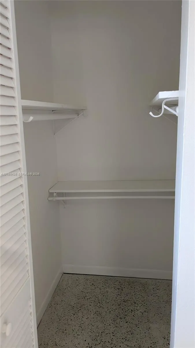 142 SW 18th Avenue #24