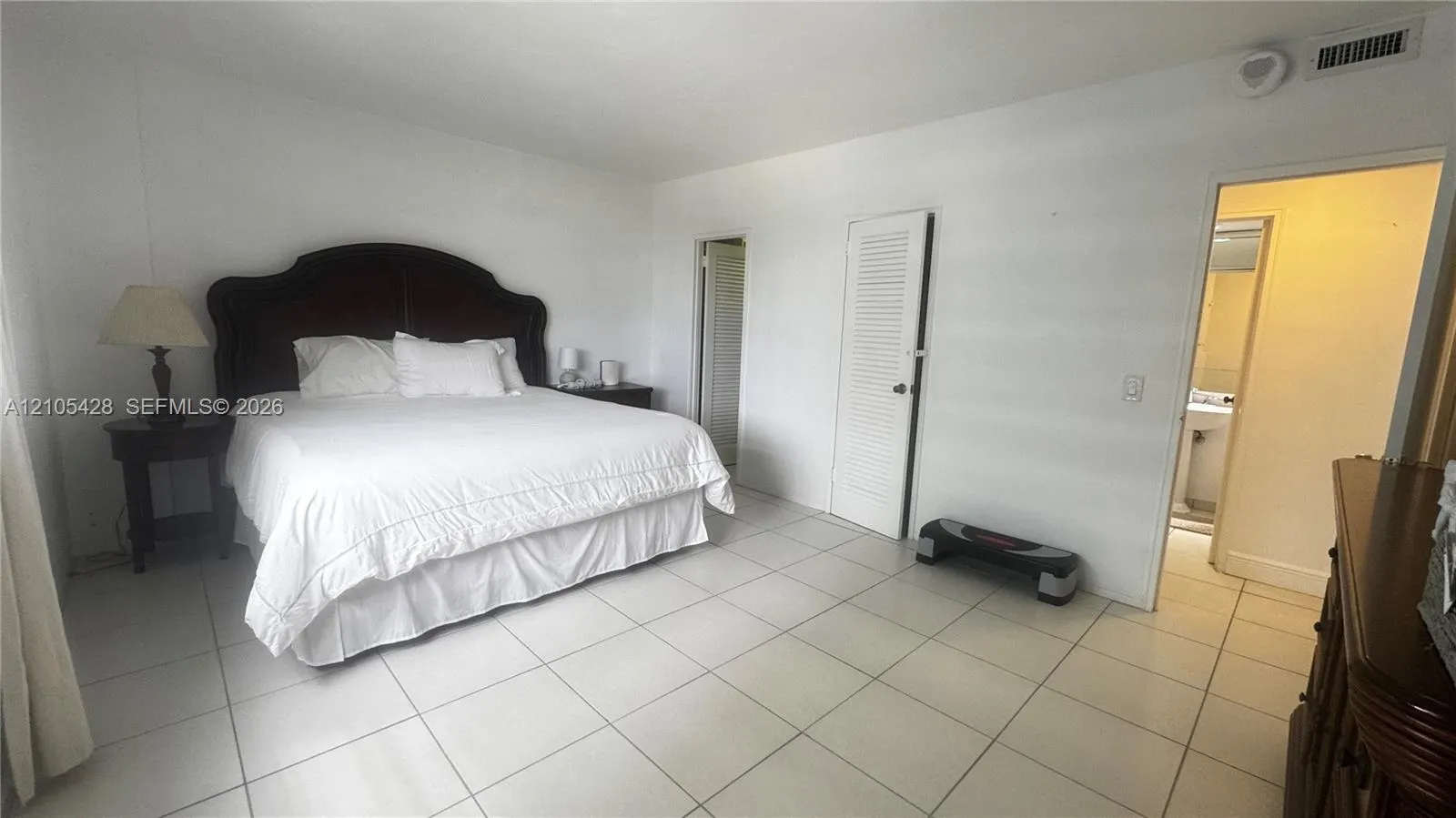 10185 Collins Avenue #1222