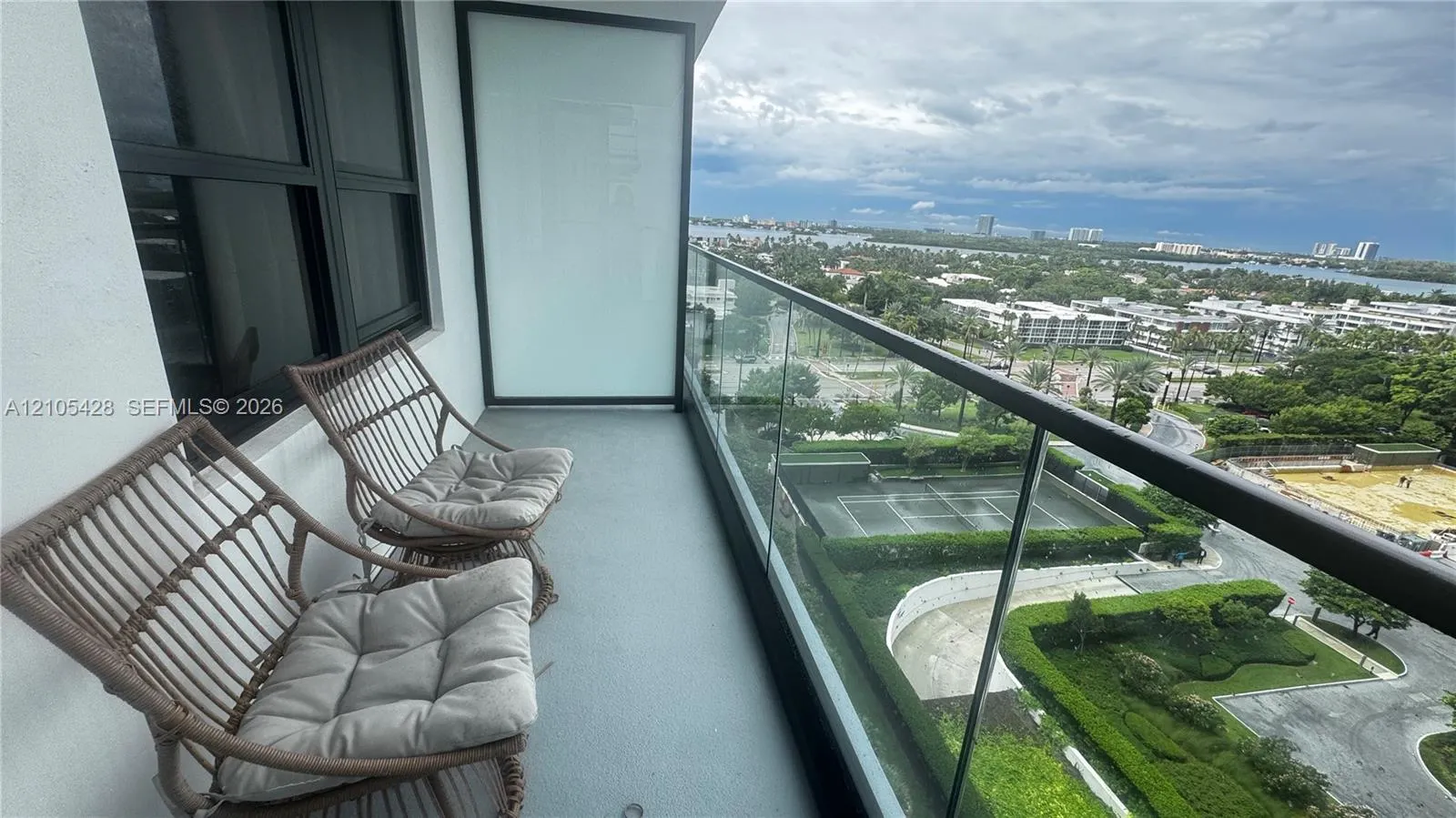 10185 Collins Avenue #1222