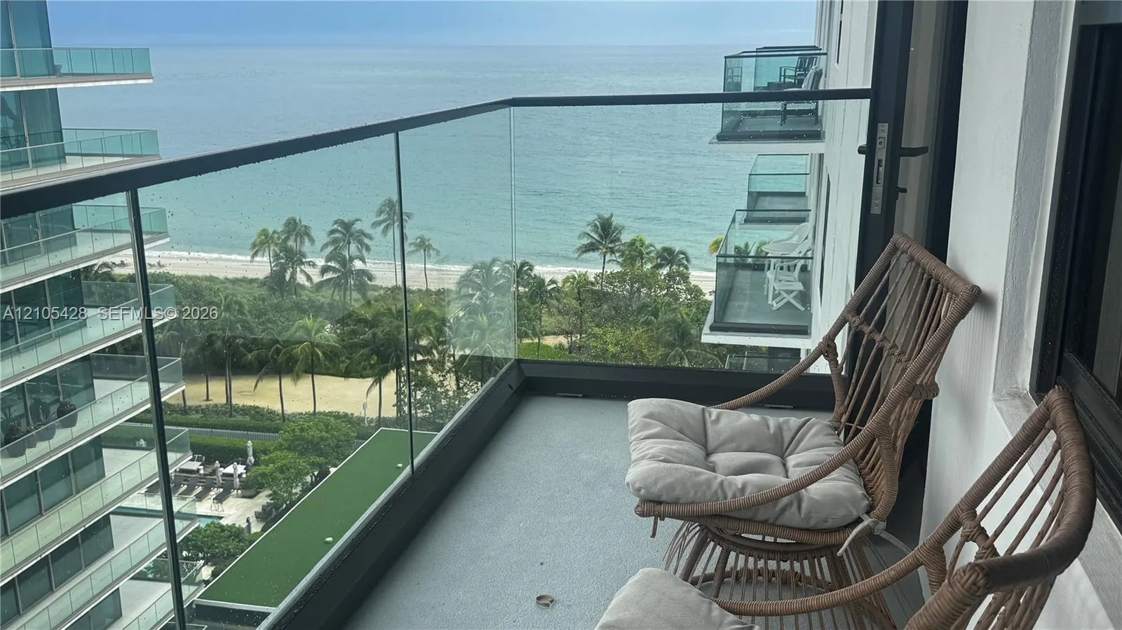10185 Collins Avenue #1222