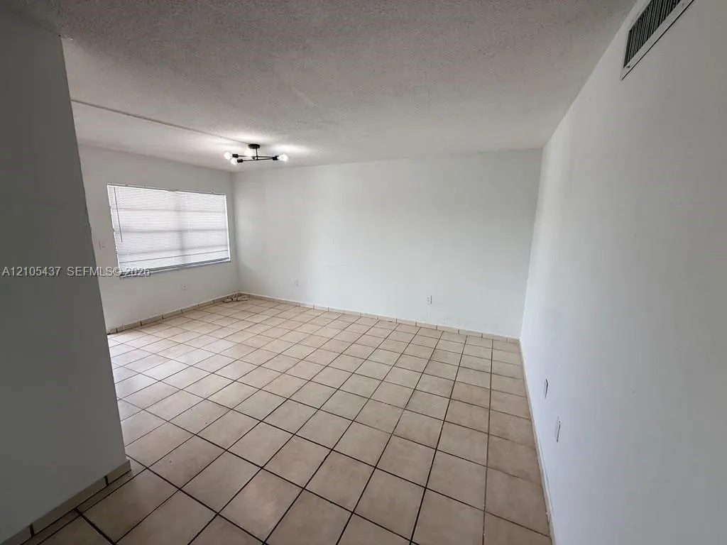 1325 W 68th Street #419