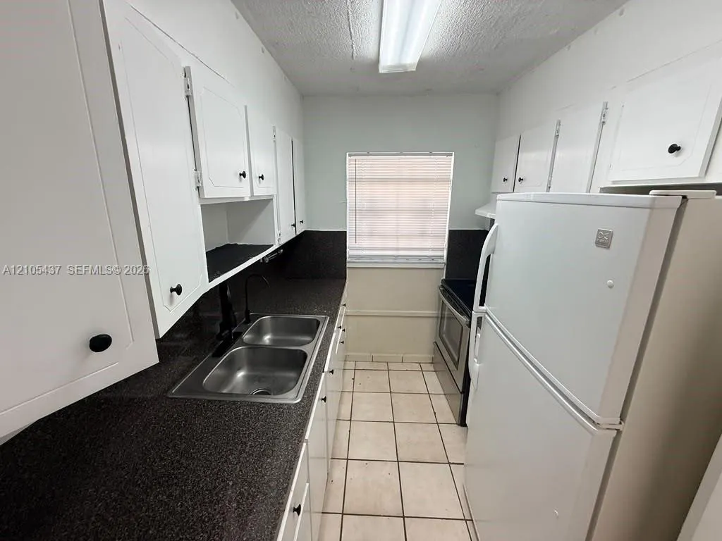 1325 W 68th Street #419