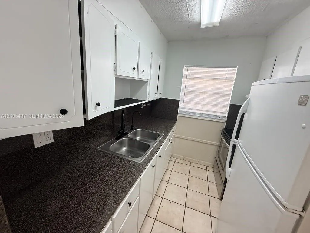 1325 W 68th Street #419