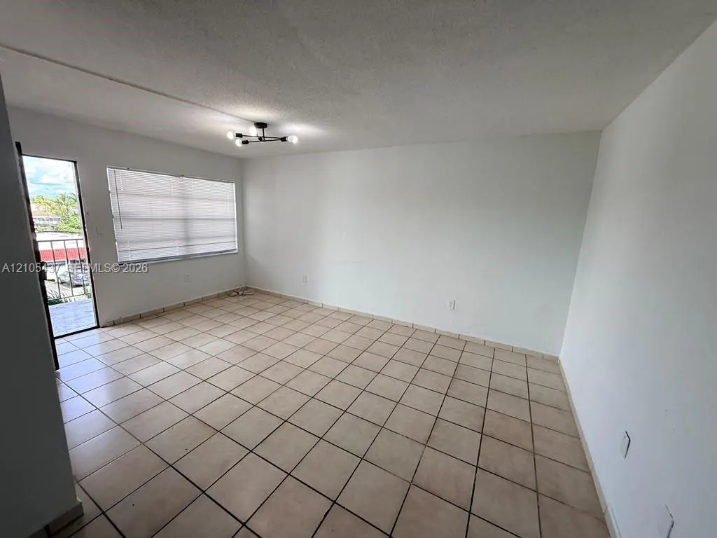 1325 W 68th Street #419