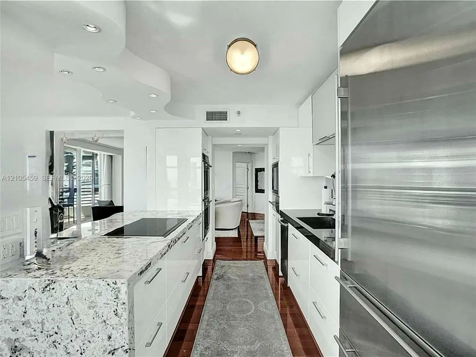 3500 Mystic Pointe Drive #3406