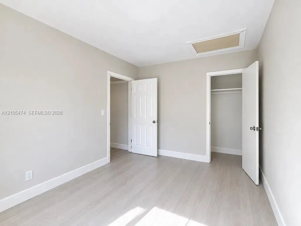2707 Lincoln Street #20