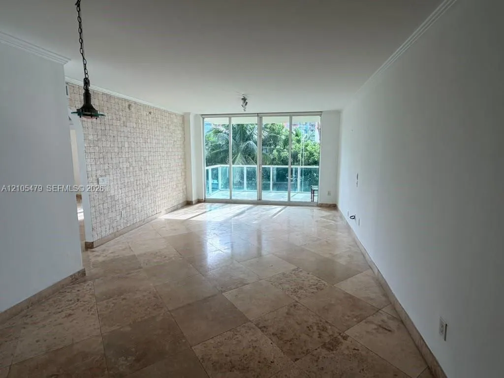 3340 NE 190th Street #308