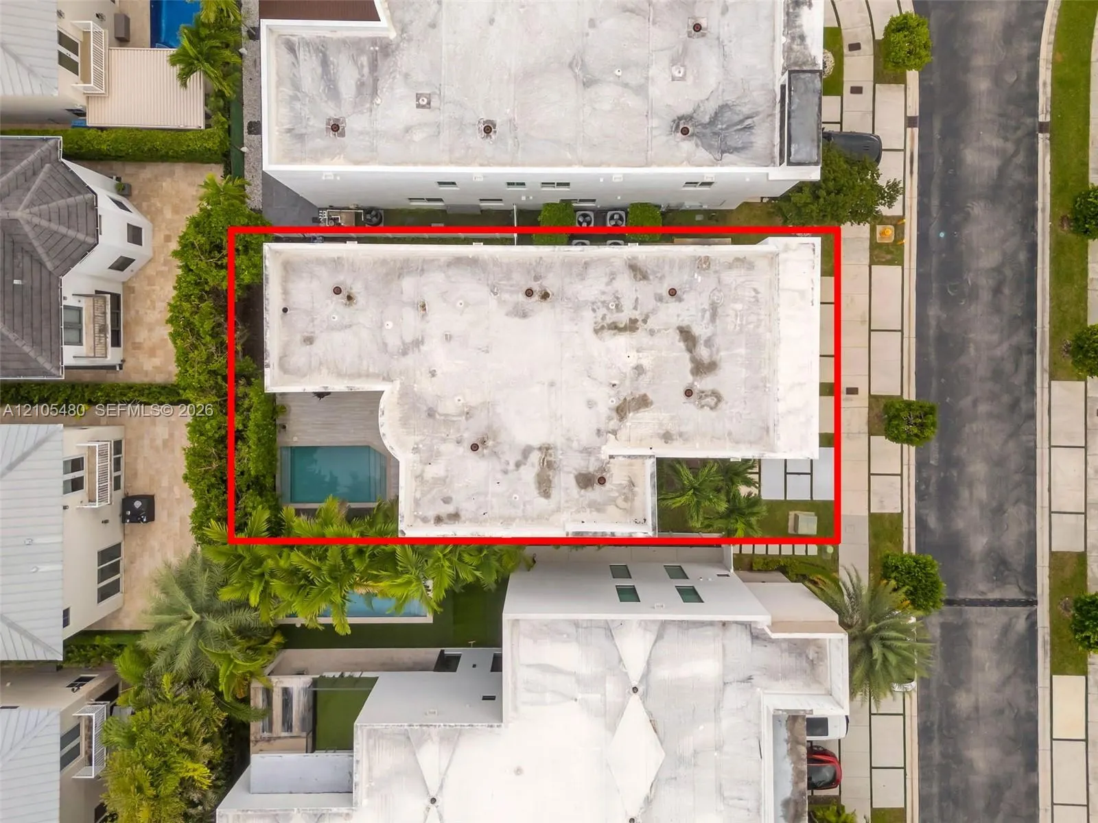 10445 NW 68th Terrace