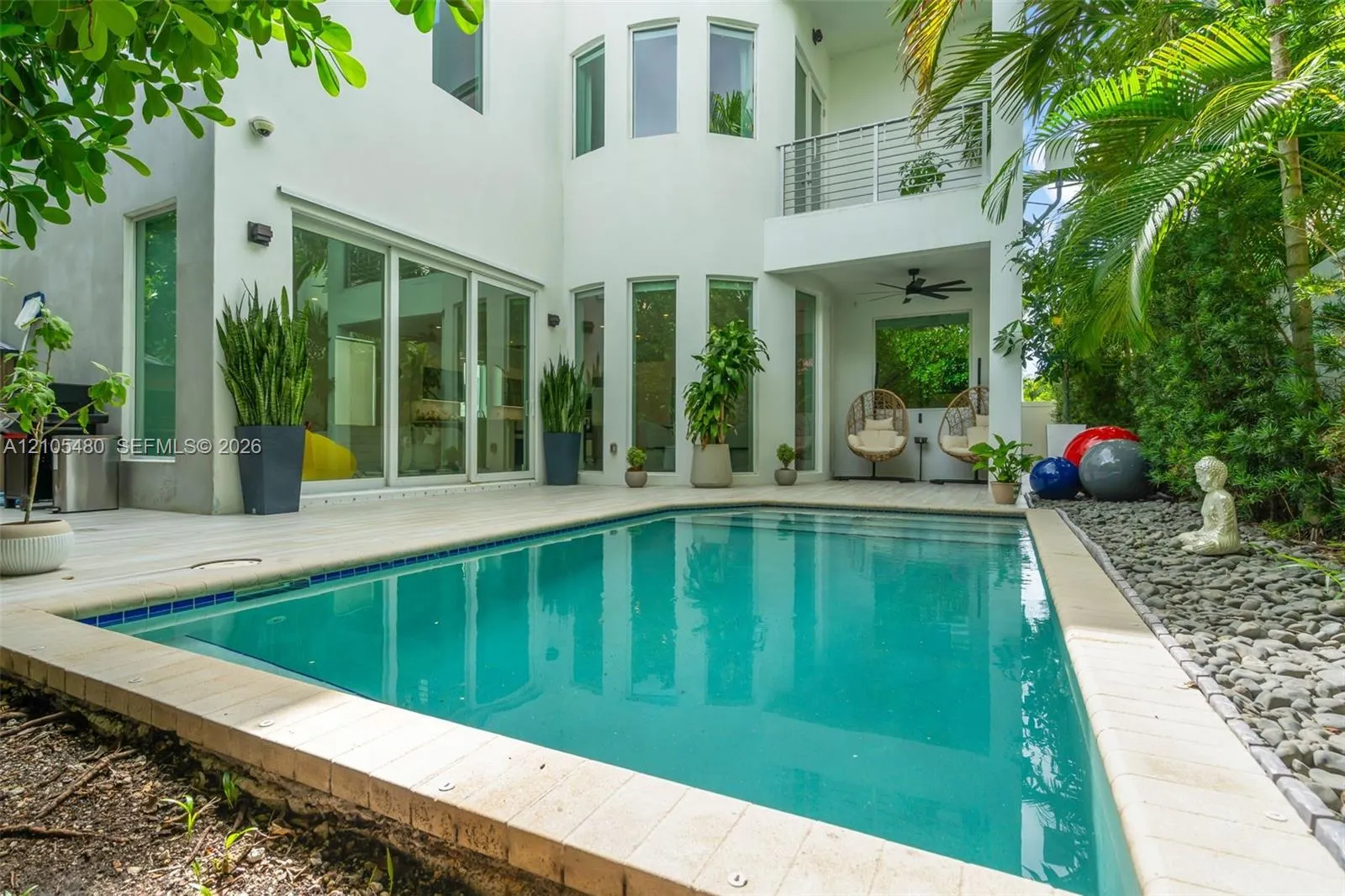 10445 NW 68th Terrace