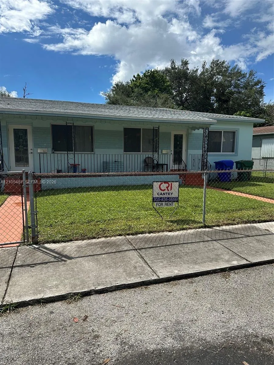 810 NW 61st Street #812