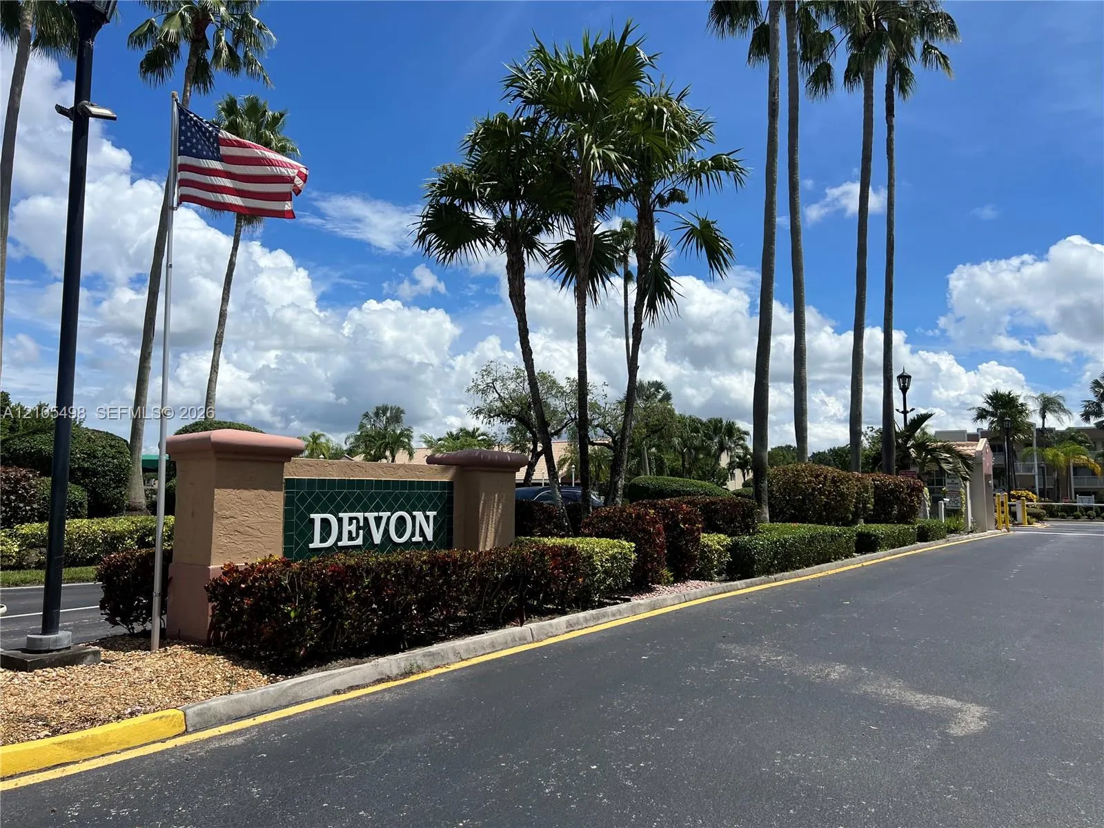 7407 N Devon Drive #212