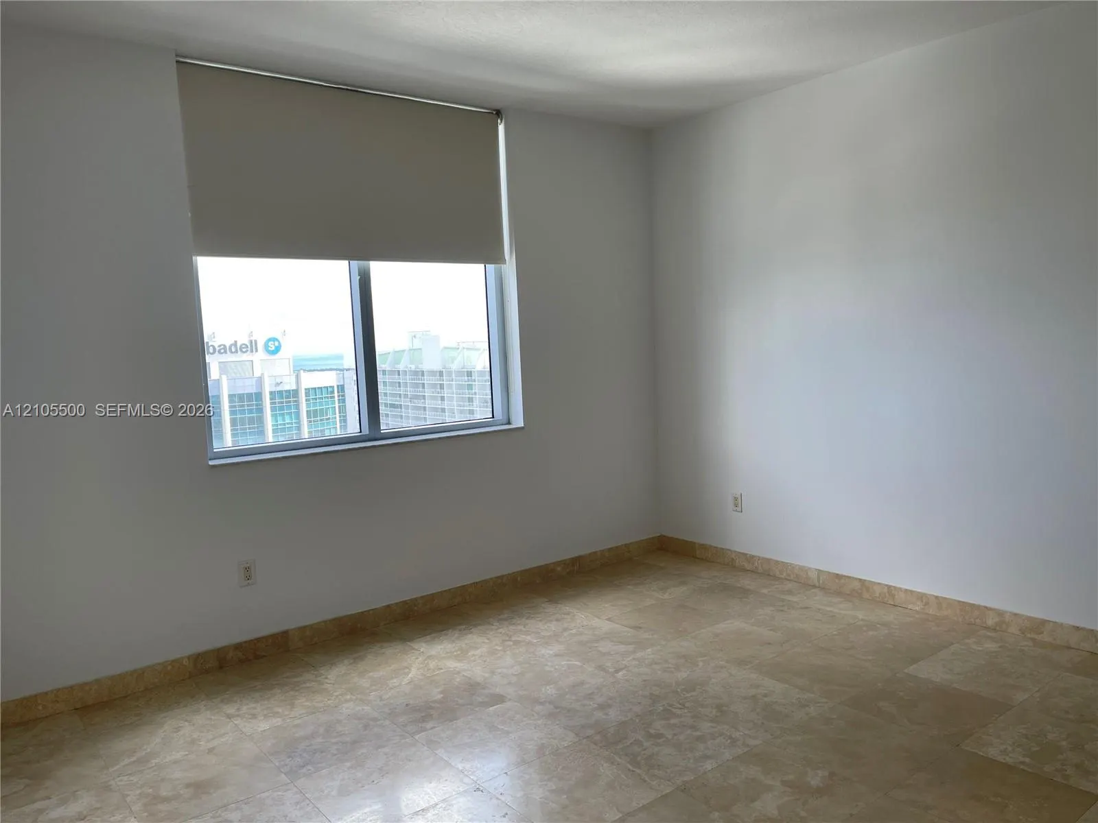 1060 Brickell Avenue #3905