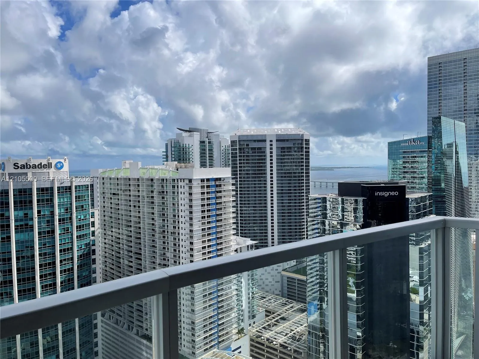 1060 Brickell Avenue #3905