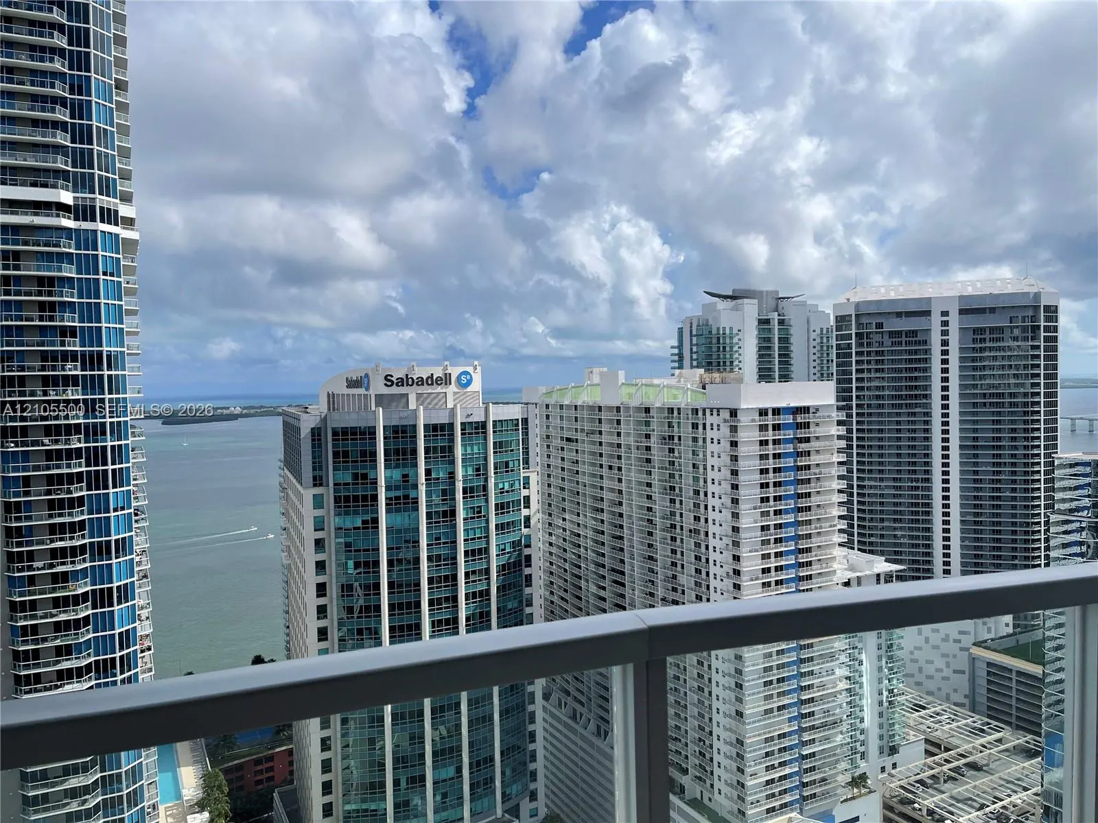 1060 Brickell Avenue #3905