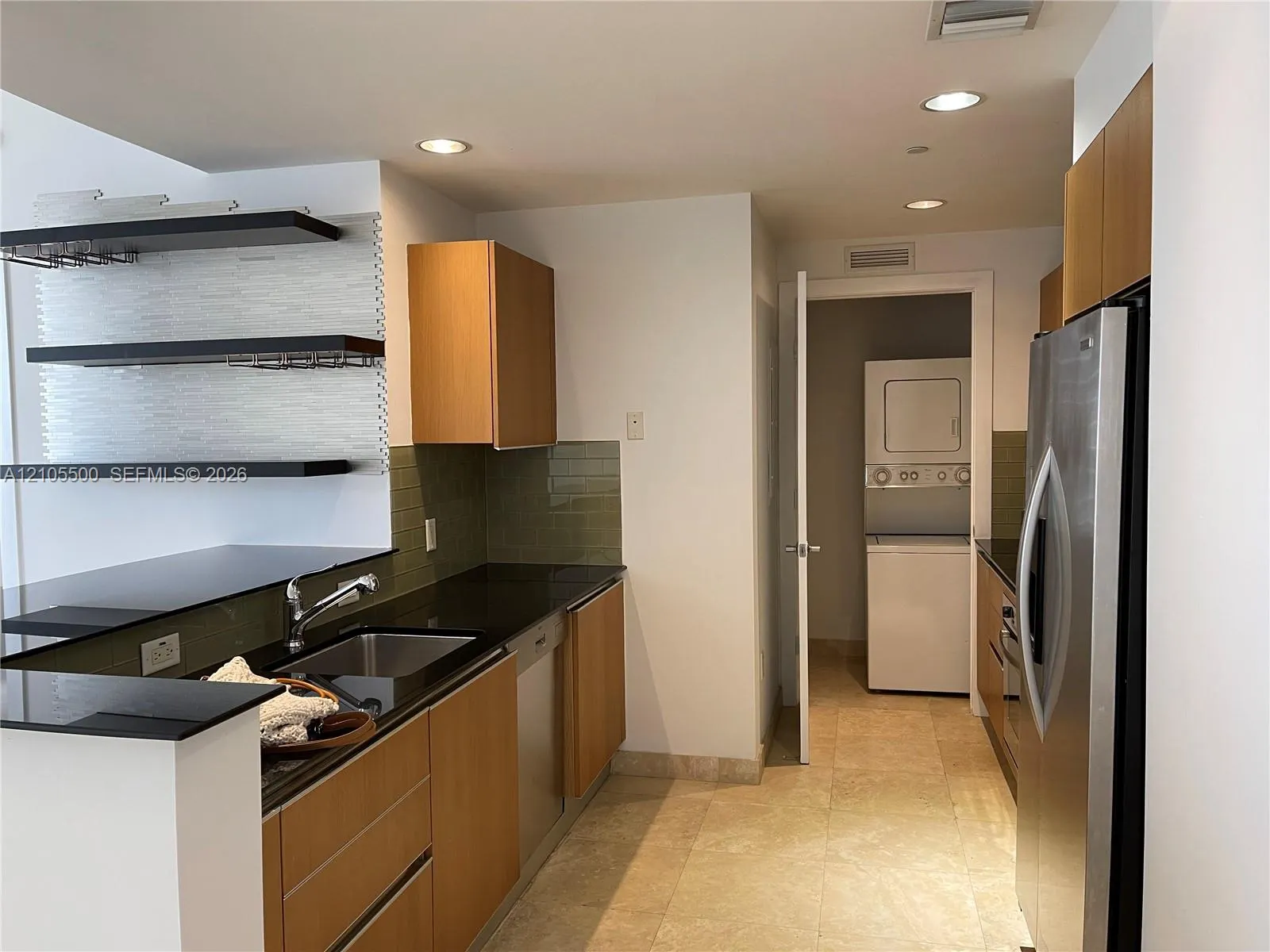 1060 Brickell Avenue #3905