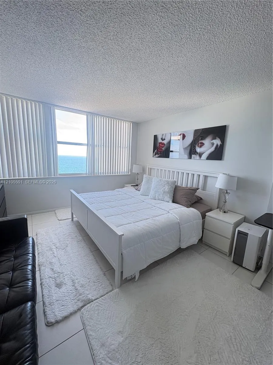2101 S Ocean Drive #1902