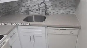 405 S Pine Island Road #106D