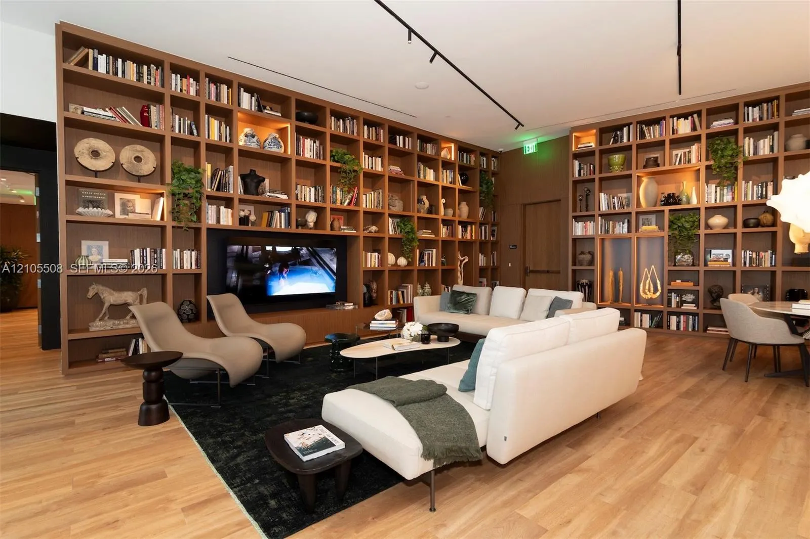 1400 Biscayne Boulevard #504