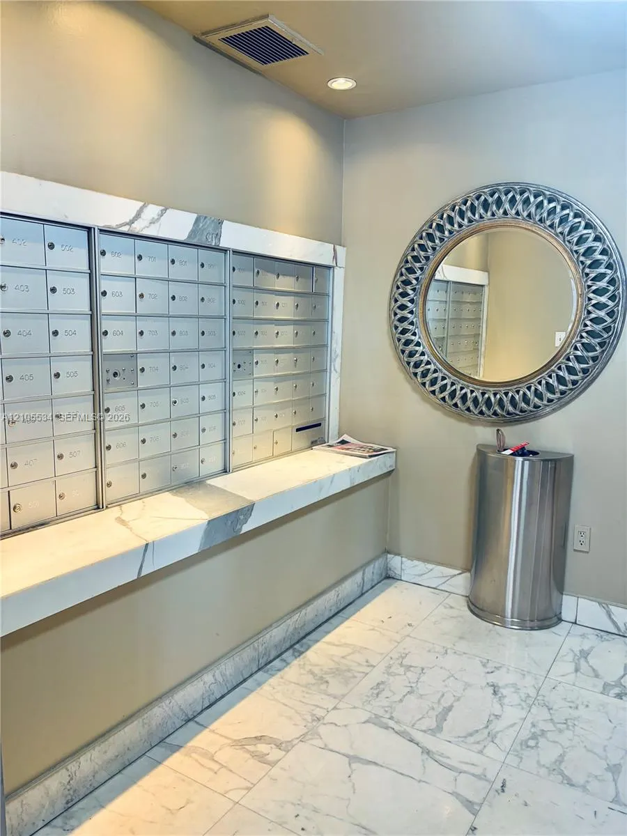 625 Biltmore Way #1107
