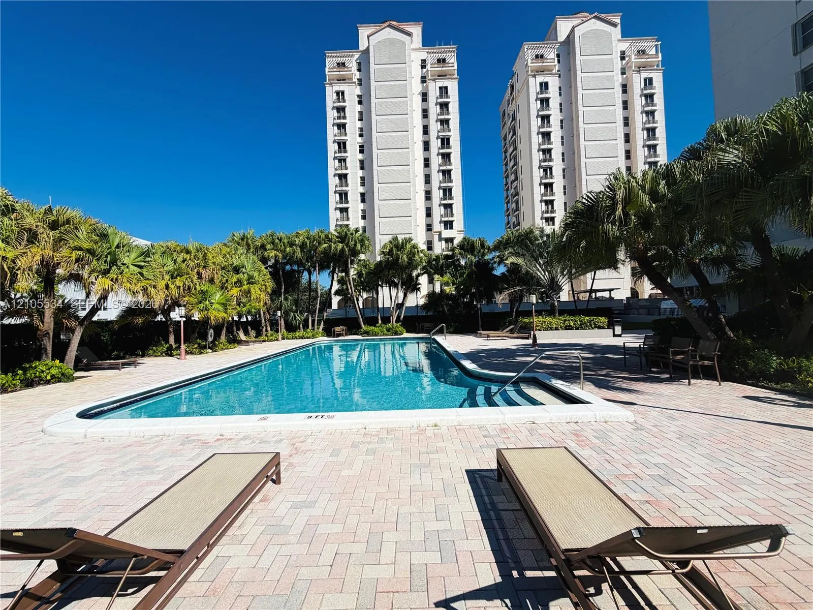 625 Biltmore Way #1107