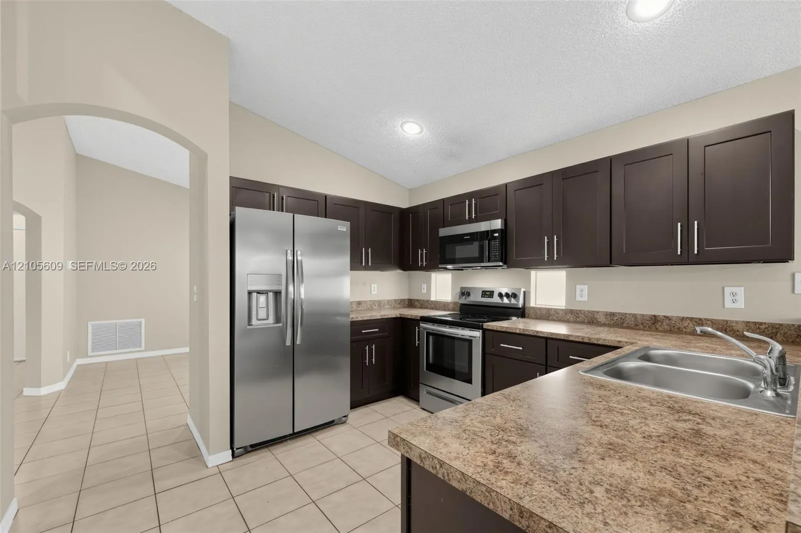 7282 Spinnaker Bay Drive