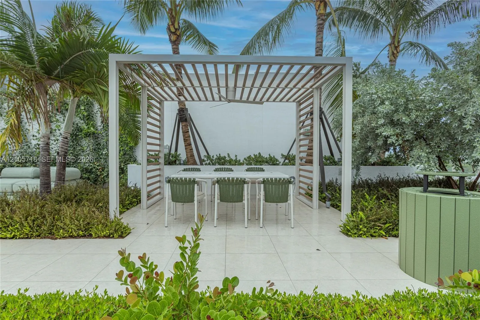 2200 Brickell Avenue #GV16