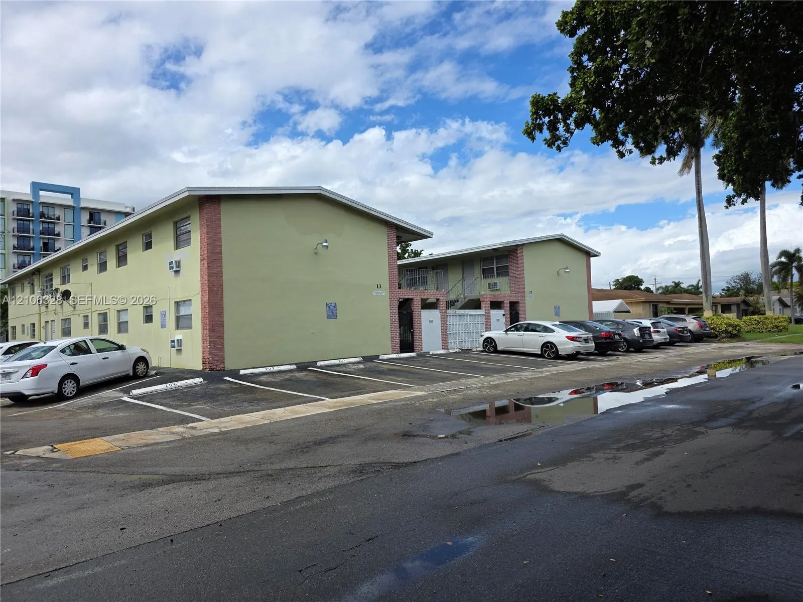17 NE 2nd Avenue #207