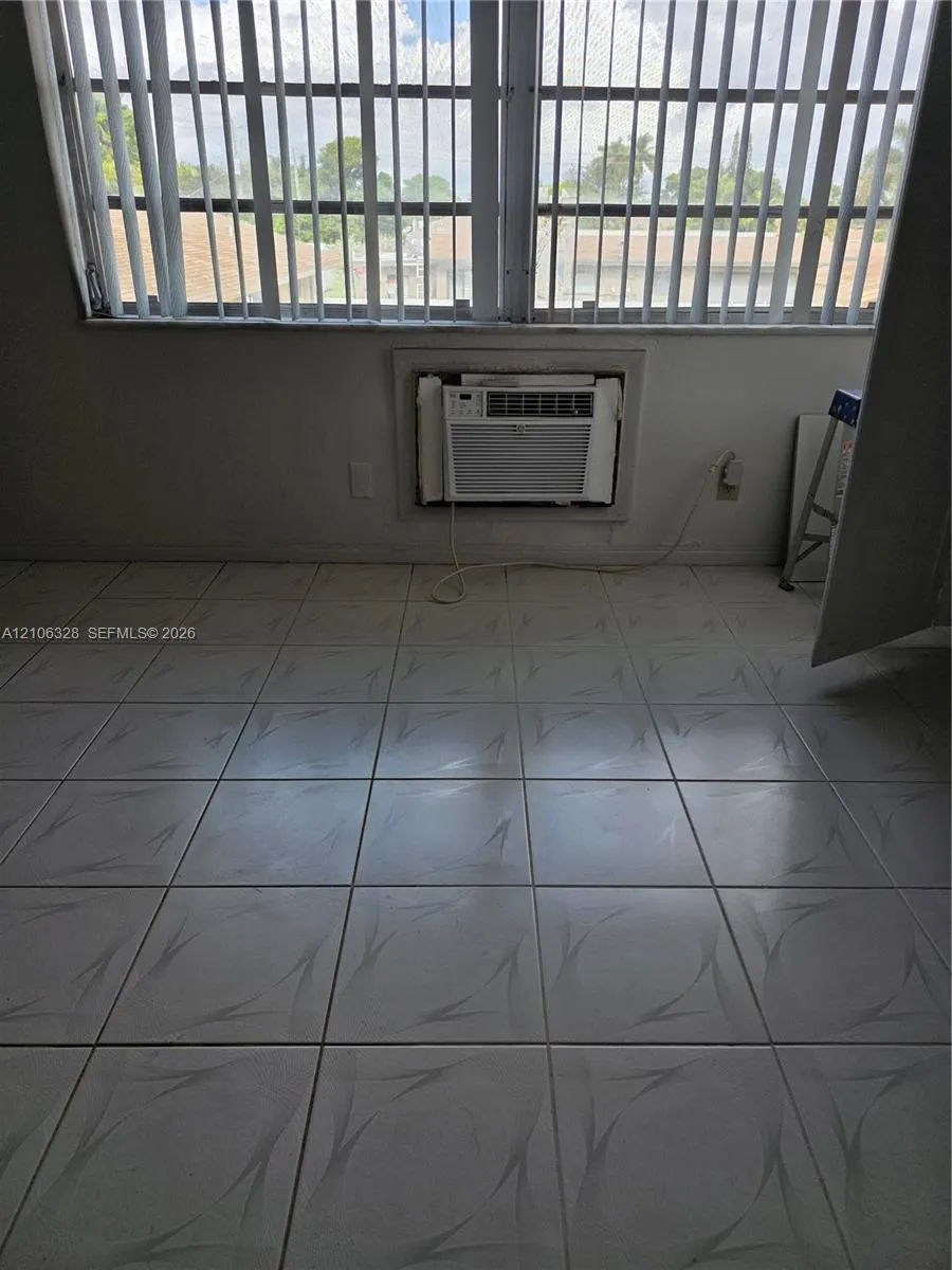 17 NE 2nd Avenue #207