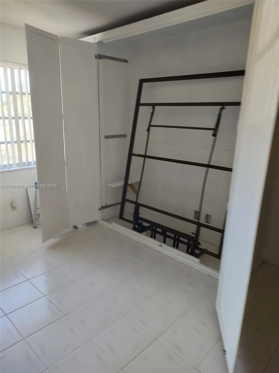 17 NE 2nd Avenue #207
