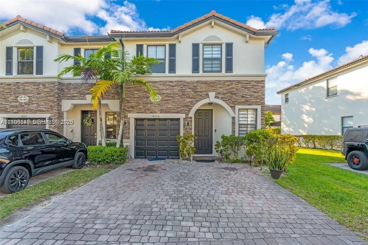4258 SW 164th Path