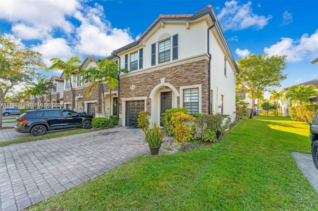 4258 SW 164th Path