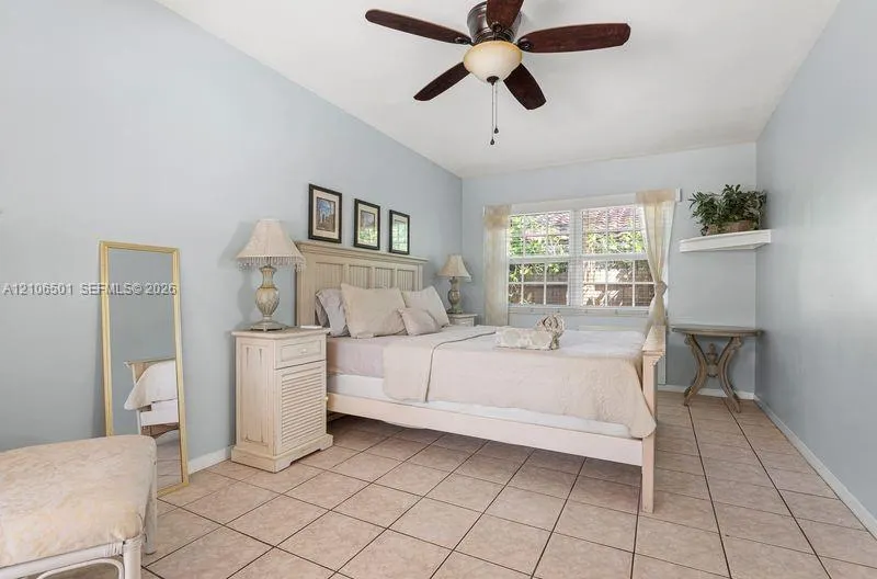 2033 NE 33rd Avenue #3