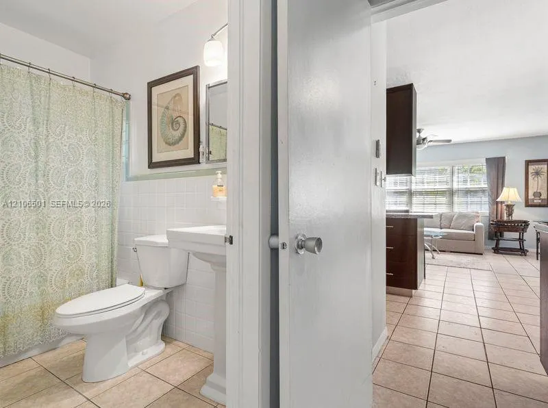 2033 NE 33rd Avenue #3