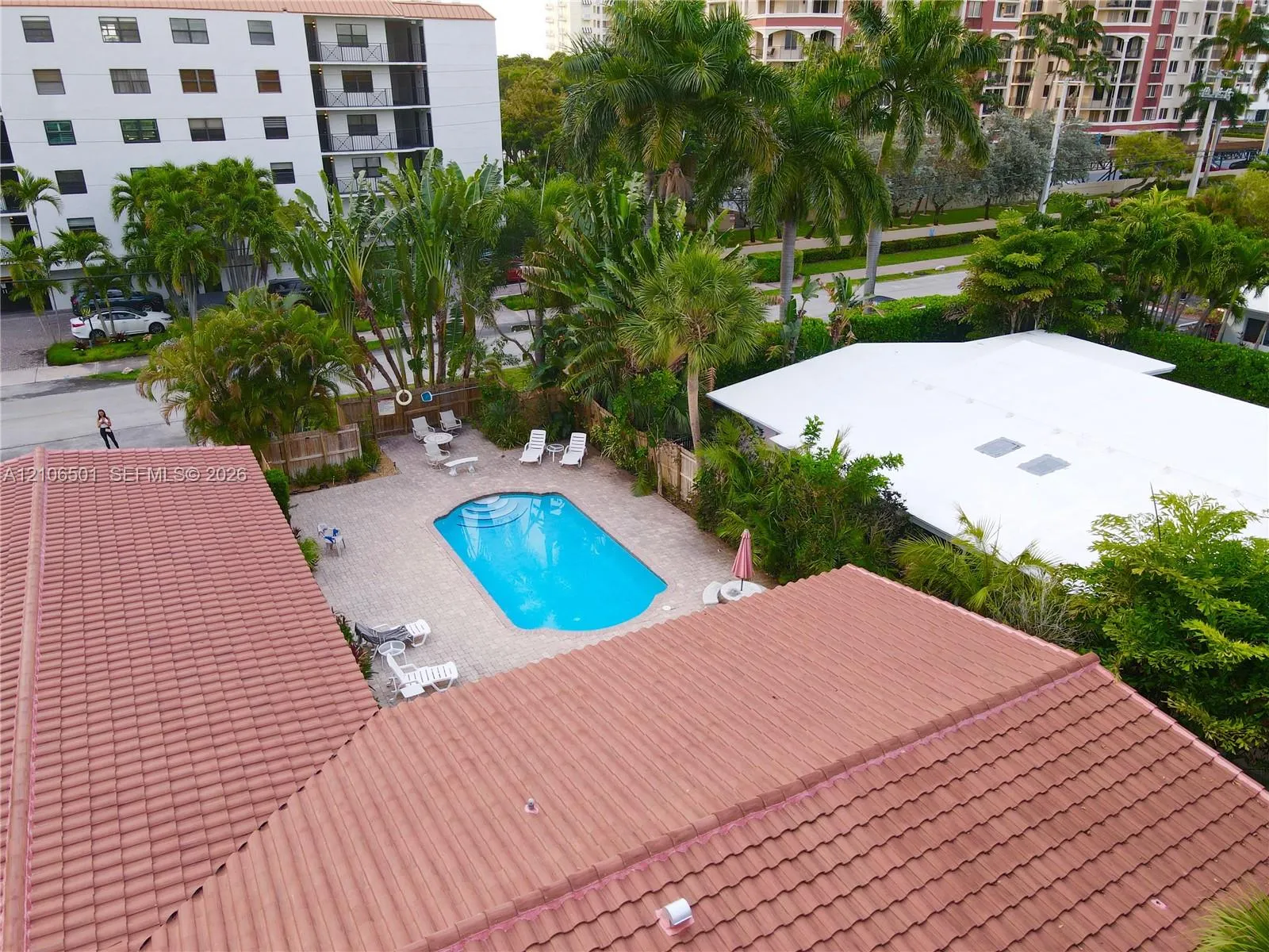 2033 NE 33rd Avenue #3