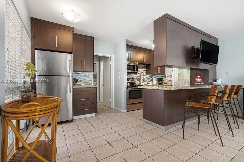 2033 NE 33rd Avenue #3