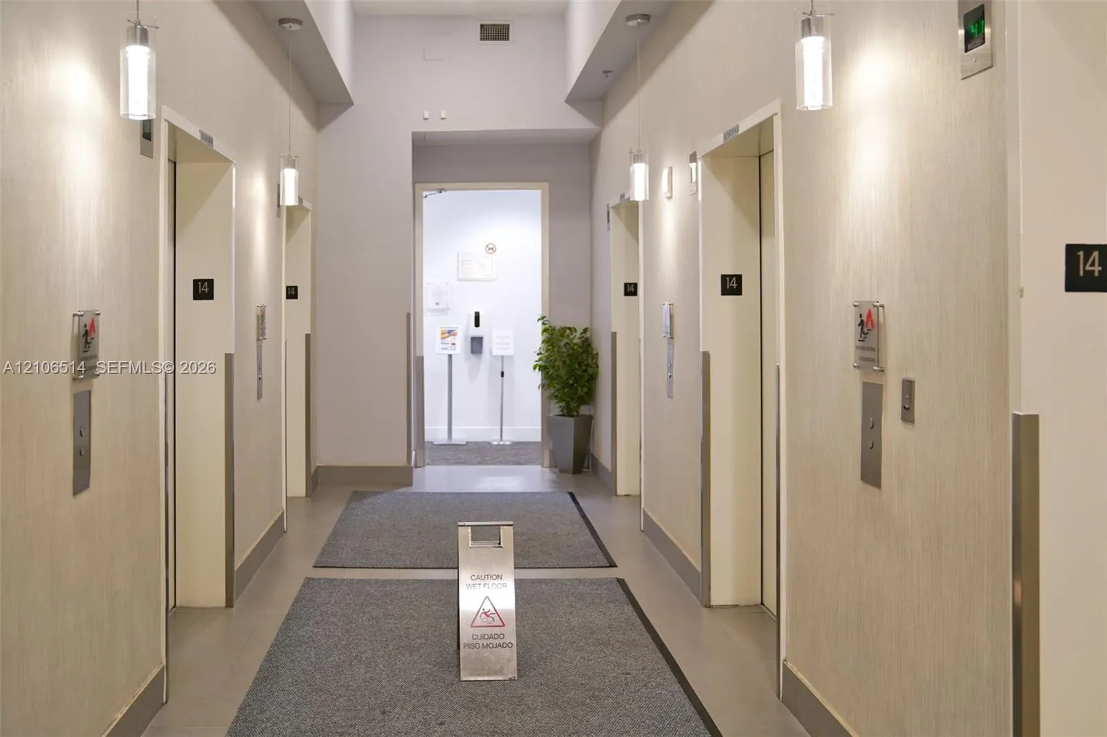 1200 Brickell Bay Drive #1406