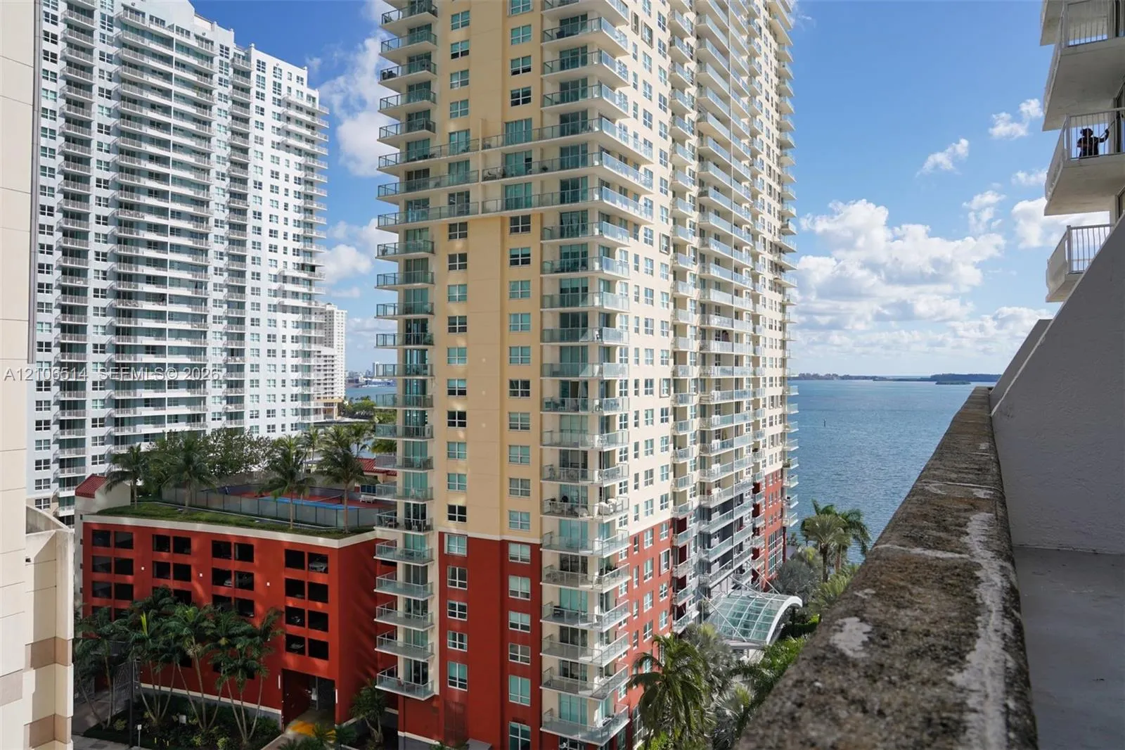 1200 Brickell Bay Drive #1406