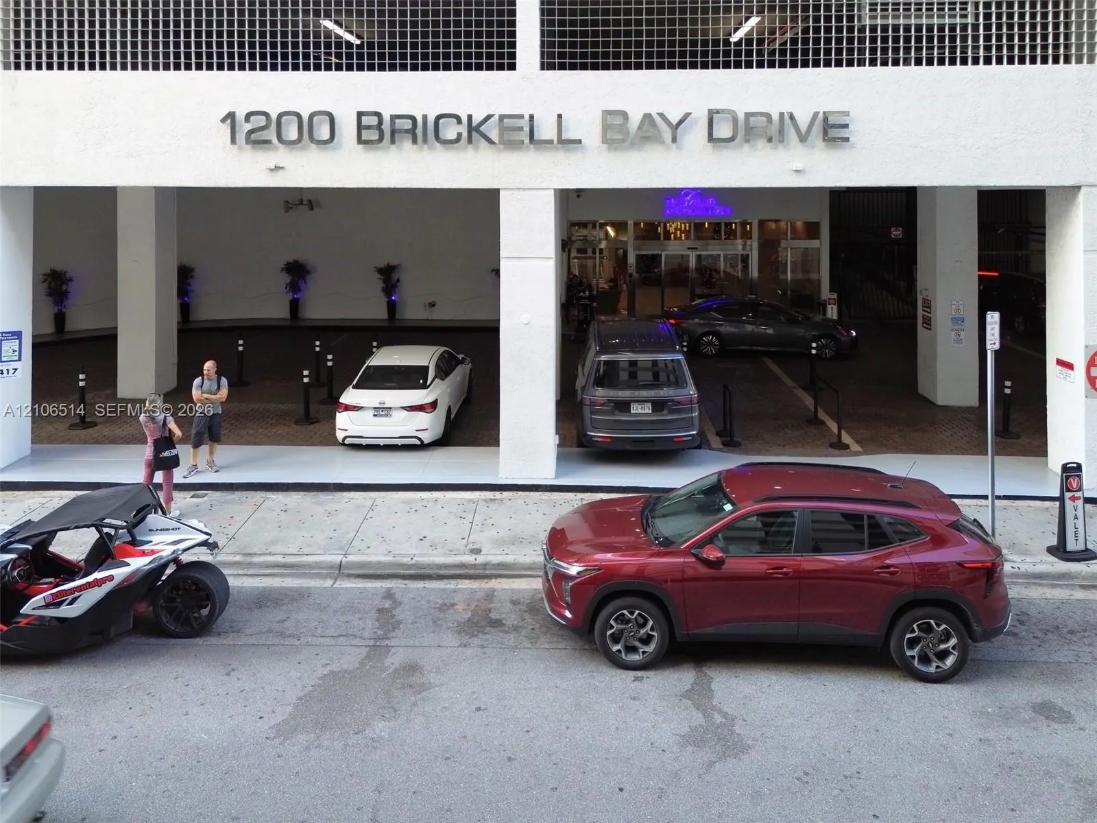 1200 Brickell Bay Drive #1406