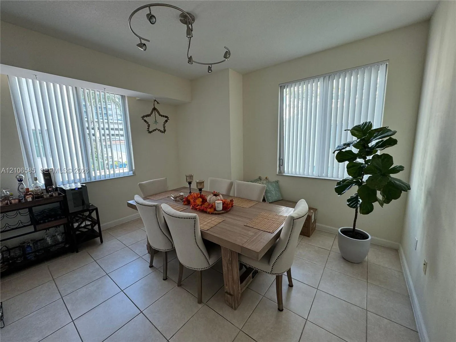 2146 Van Buren Street #406