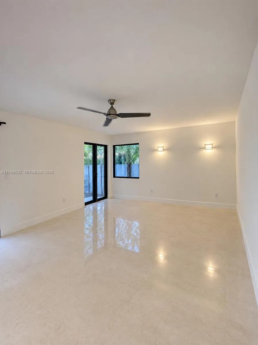 2972 Bridgeport Avenue #1