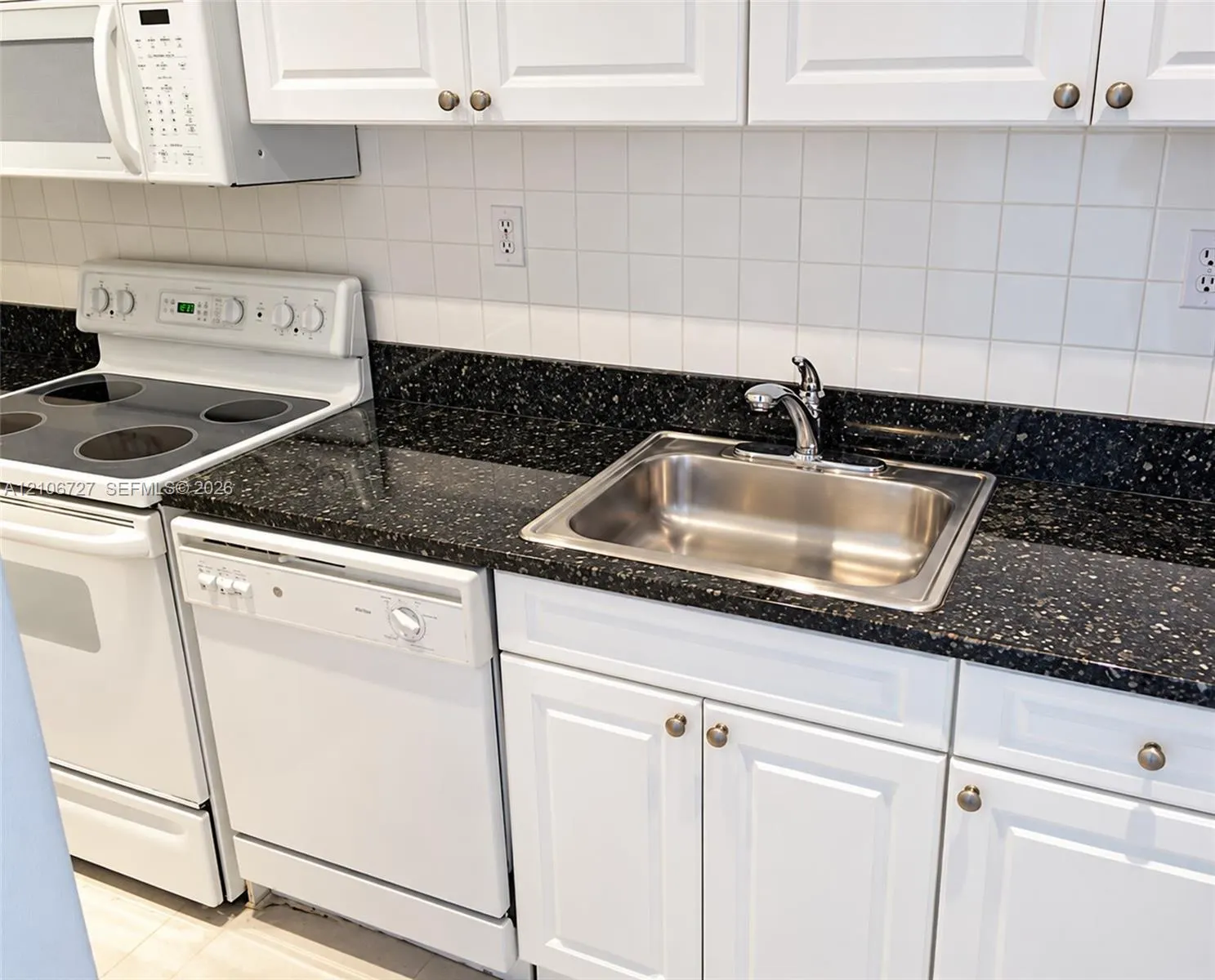 1000 West Avenue #1028