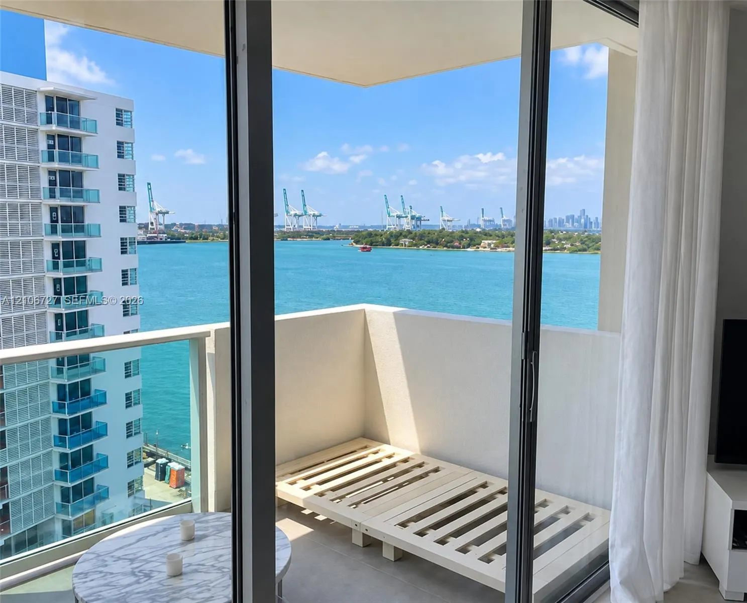 1000 West Avenue #1028