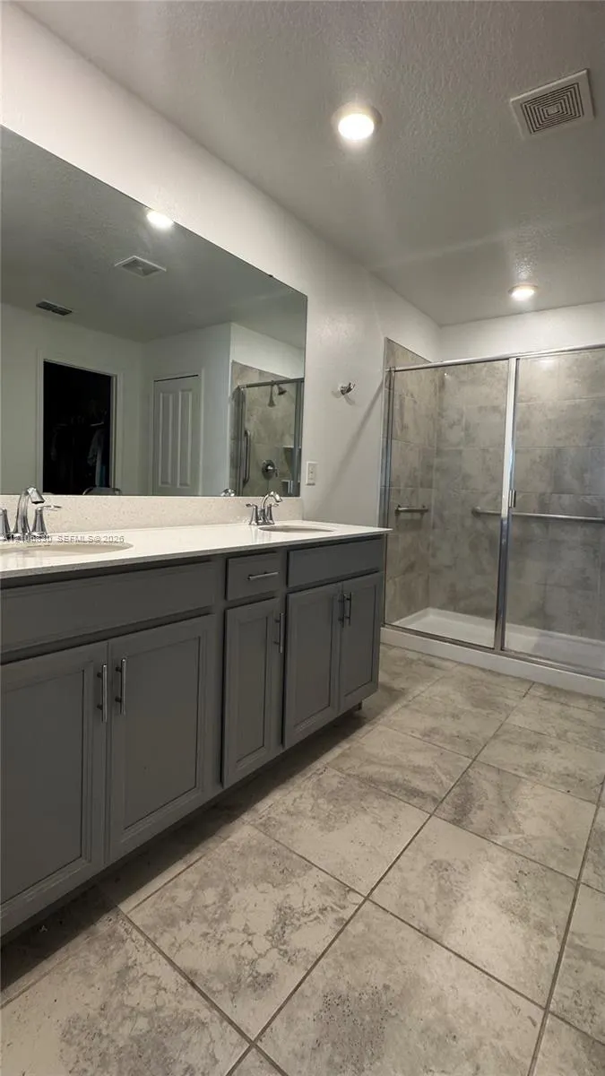 5137 Tanzanite Drive