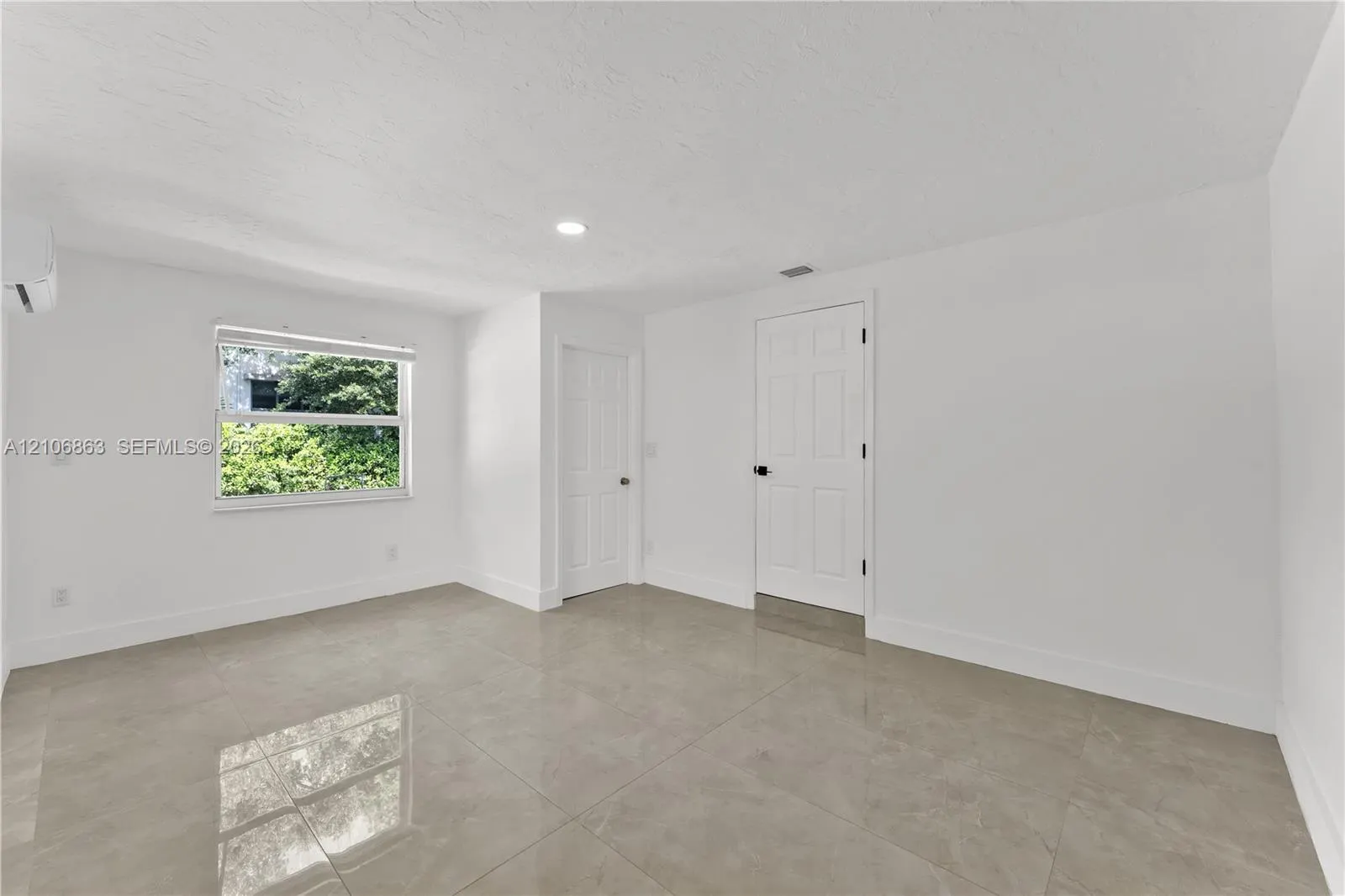 11144 NE 8th Court