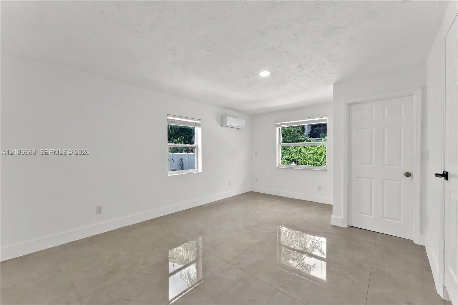 11144 NE 8th Court