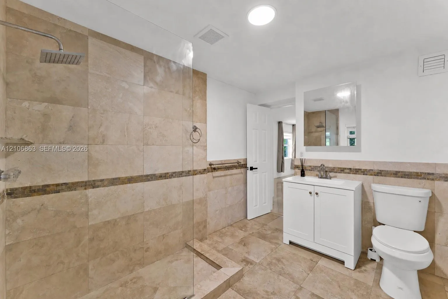 11144 NE 8th Court