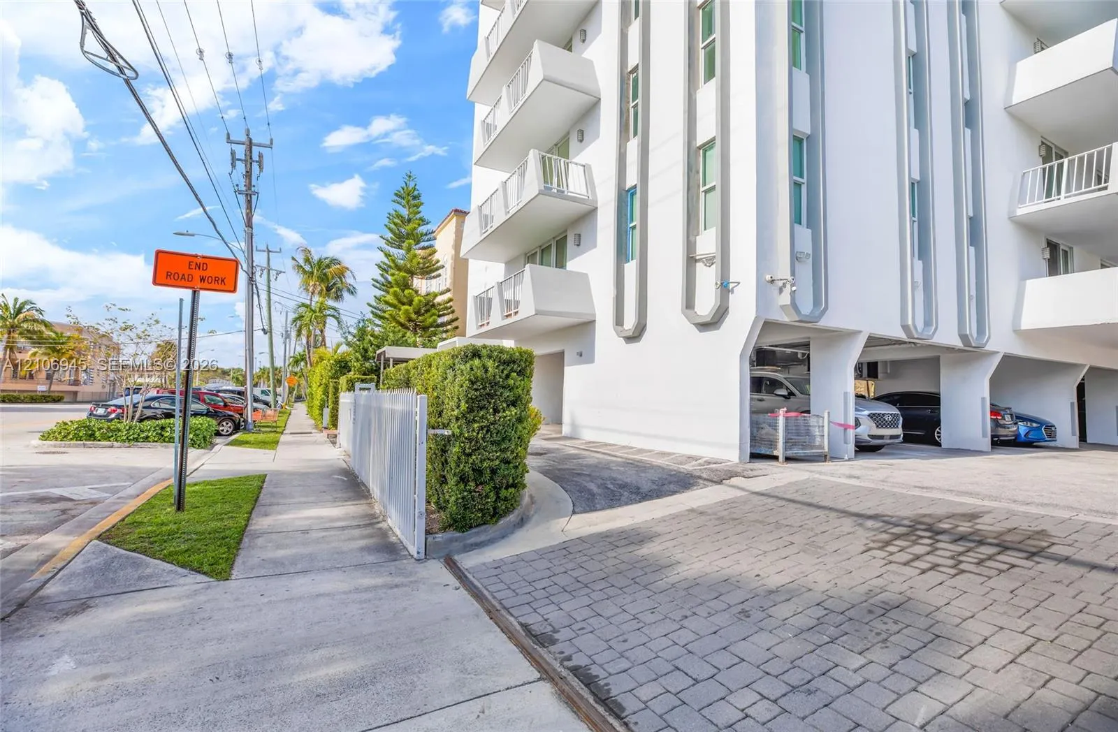 7133 Bay Drive #401